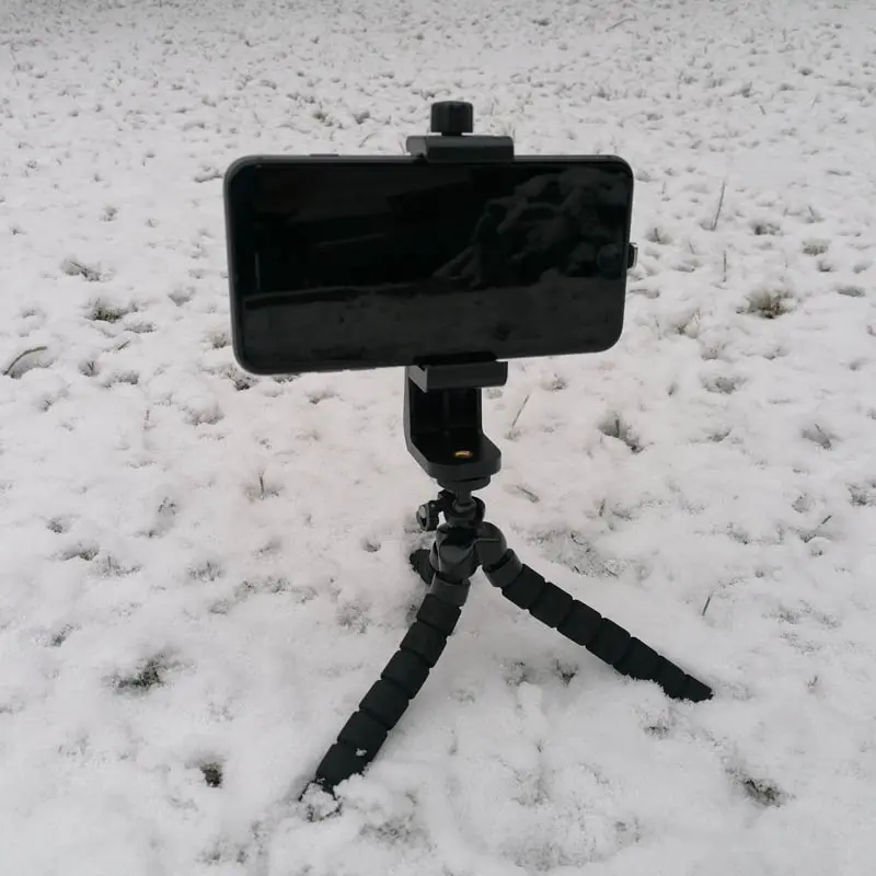 Small tripod and phone
